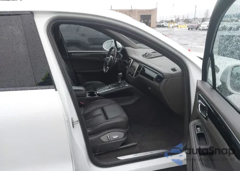 2015 Porsche Macan S z USA, uszkodzony, nr VIN WP1AB2A57FLB41271